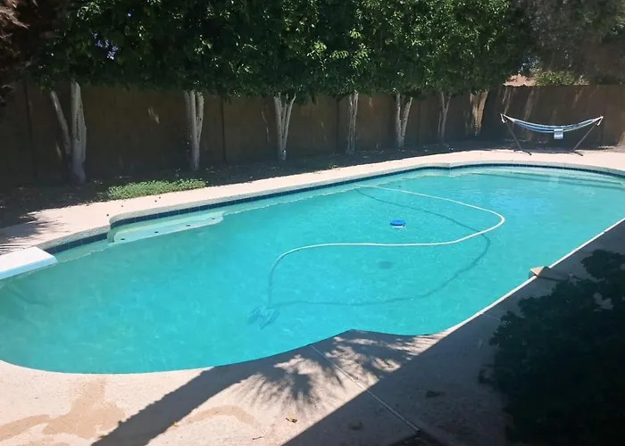 Quiet House With Pool Heater, Patio, Bbq, Citrus